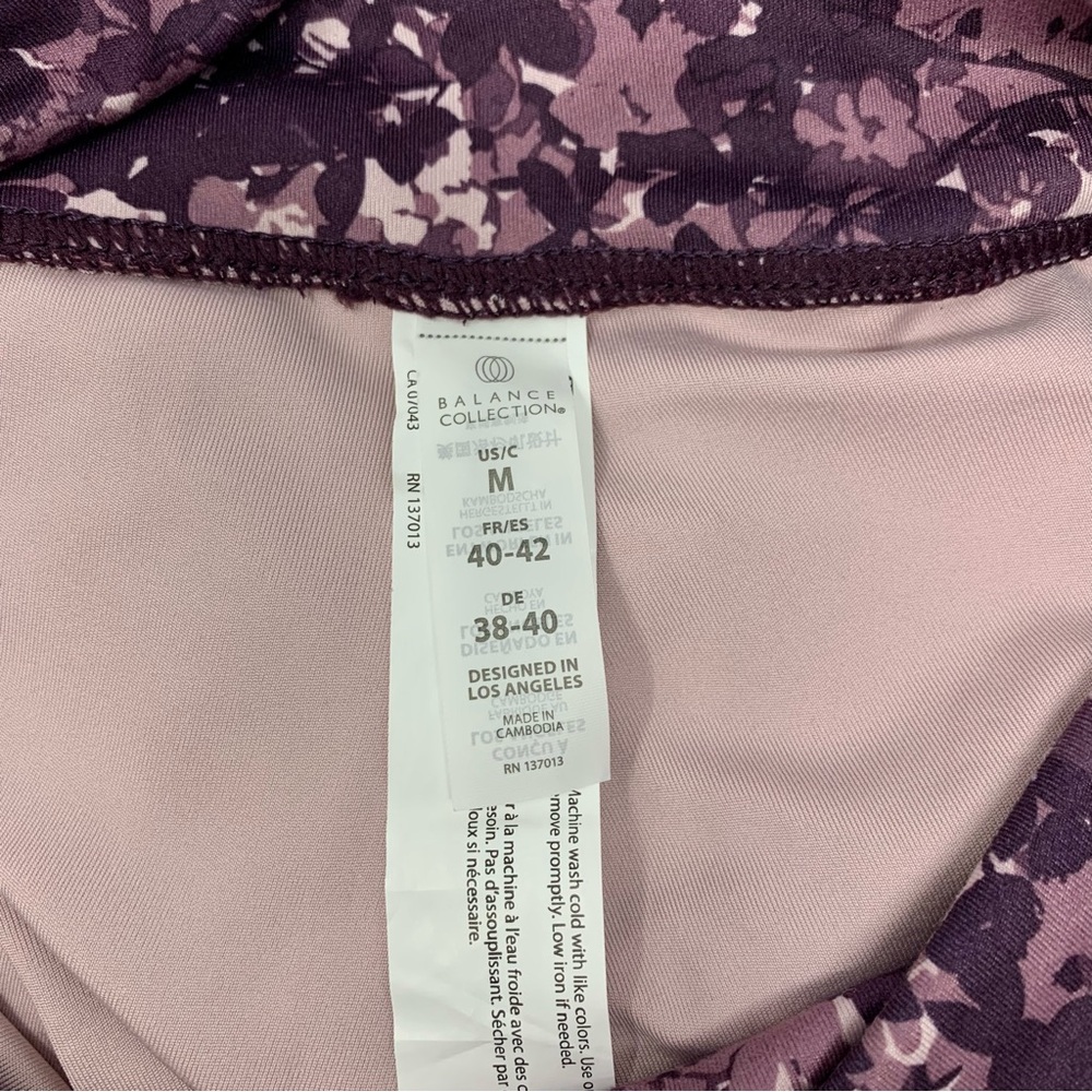 Balance Collection Opatek Lux High Waisted Printed Yoga Capri Leggings size M - Picture 11 of 12
